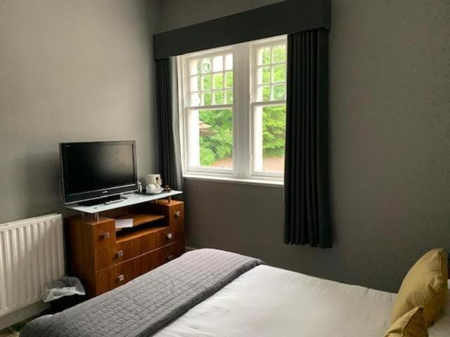 Oyo Dunmar House Hotel อัลลอวา ภายนอก รูปภาพ