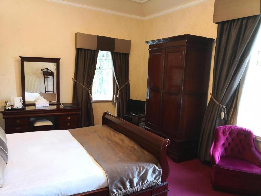 Oyo Dunmar House Hotel อัลลอวา ภายนอก รูปภาพ