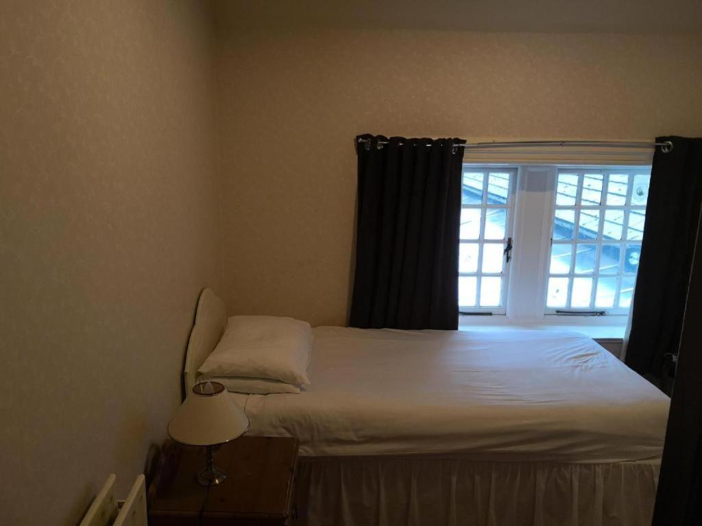 Oyo Dunmar House Hotel อัลลอวา ภายนอก รูปภาพ